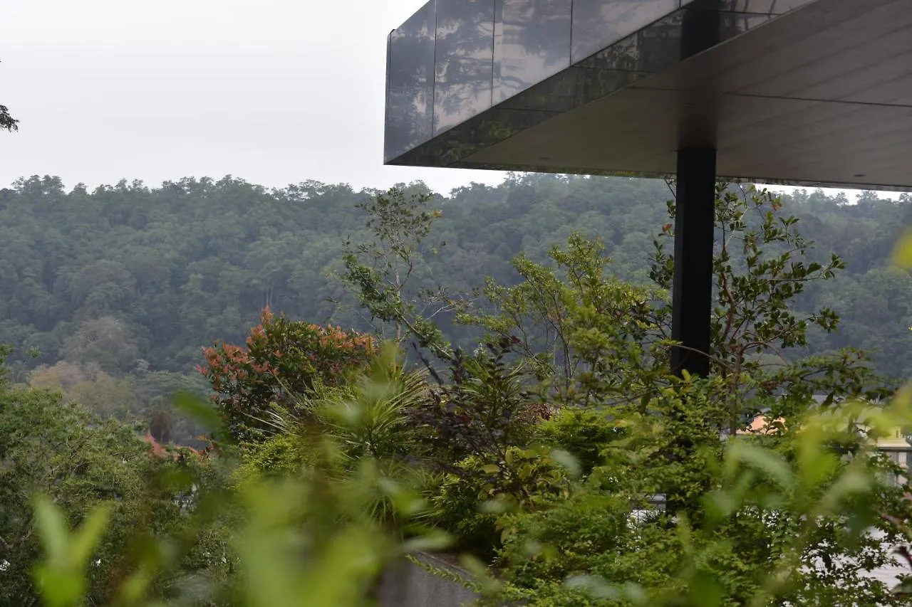 Lotus Lake Residence Kandy 0*,