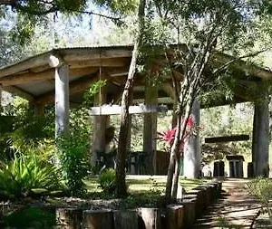 hidden-valley-cabins-hidden-valley.queenslandhotels.net/