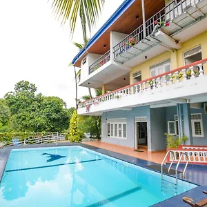blue-haven-guest-house.kandyhotelsnow.com/