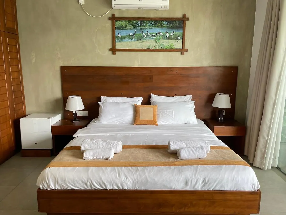 Lotus Lake Residence Kandy Hotel