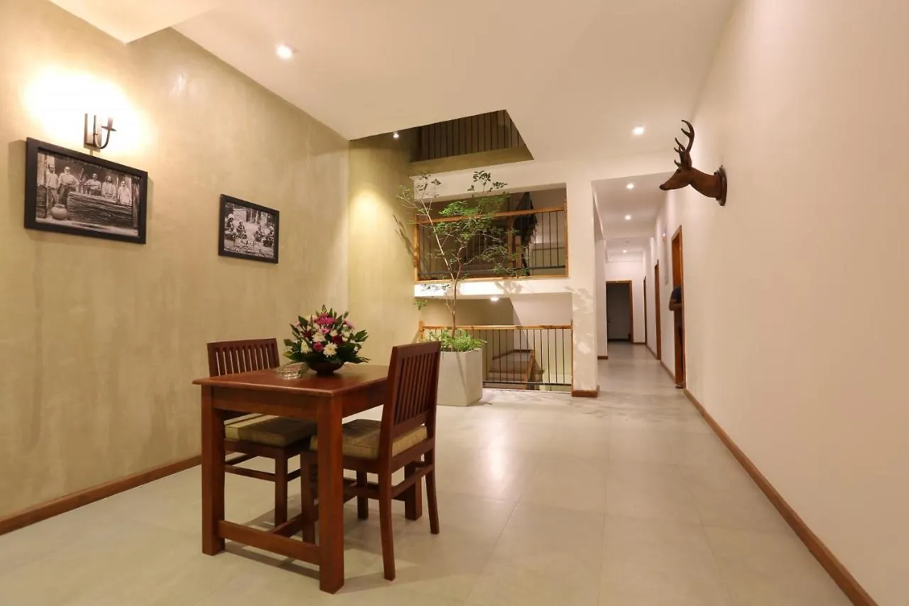 Lotus Lake Residence Kandy Hotel